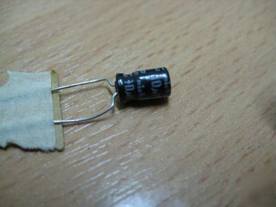 10UF 16V nichicon alum electr radial capacitors 100PCS