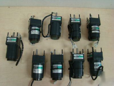 (9) oriental motor 2IK6RGN w/ 2GN15KA gear head =