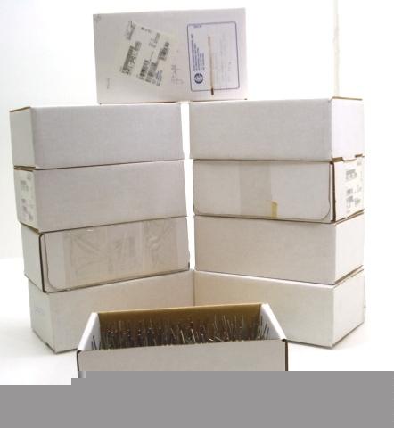 Lot of 678 metallized polycarbonate capacitors