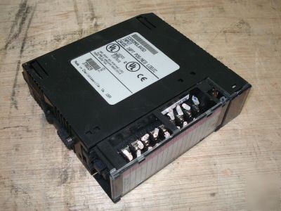 Ge fanuc IC693MDL940E output module relay 16 pt 90/30