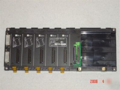 Omron C200H-BC051-V1 cpu base unit, 30 day warranty