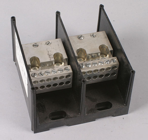 New ferraz shawmut 69182 distribution block 2 pole 