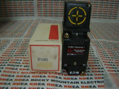 New cutler hammer proximity sensor E51CNS5 120VAC 